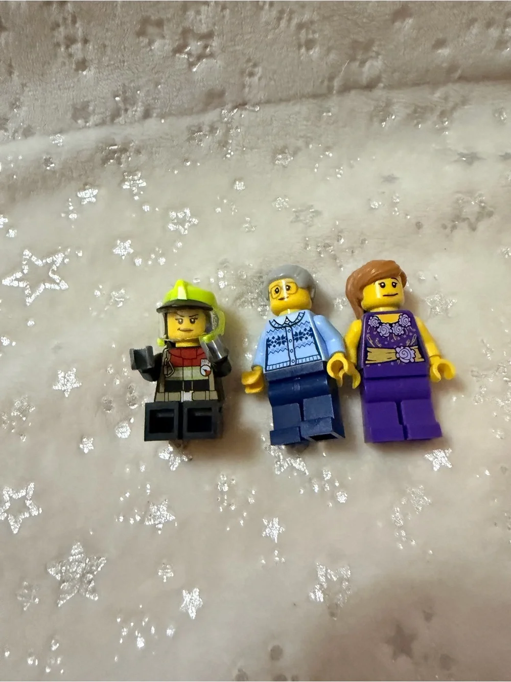 Legos mixed lots wheels ect vintage minifigures